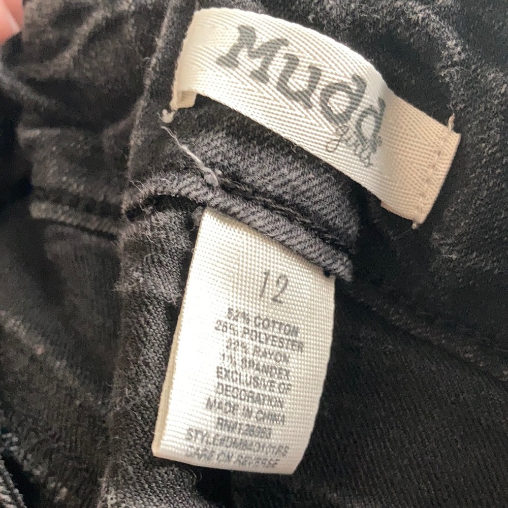 Jeans - Picture 2 of 3